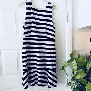 Banana Republic stripped black white dress s12